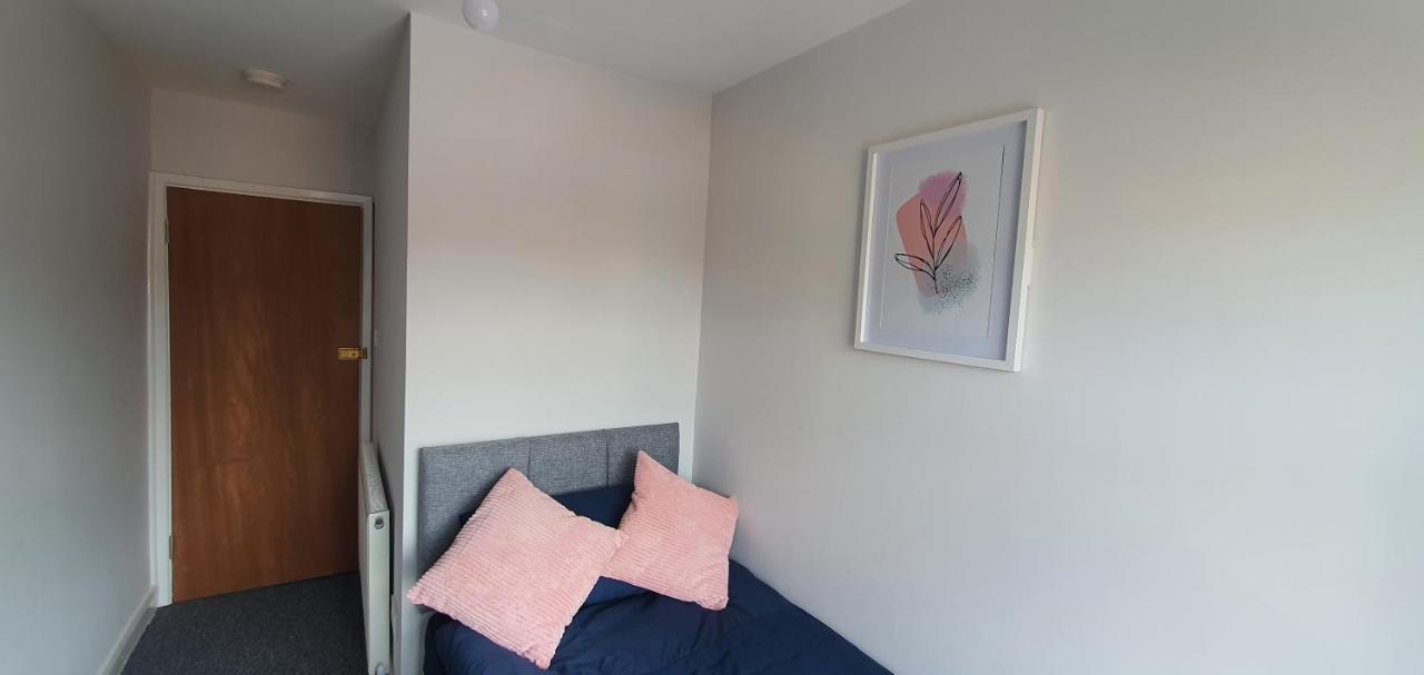 Stoke City House Apartment Etruria Exterior photo